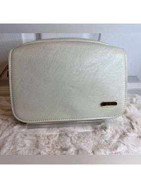 VANGUE SMALL CROSSBODY PURSE